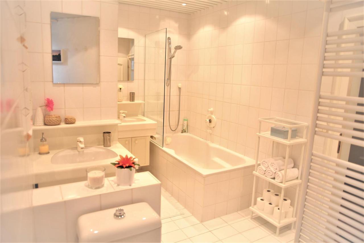 Spacious Apartment In The Heart Of อินส์บรุค ภายนอก รูปภาพ
